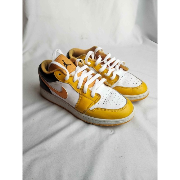 Jordan Other - Jordan 1 Low Taxi Yellow White Black Sneakers 553560-701 Kids 4.5Y
